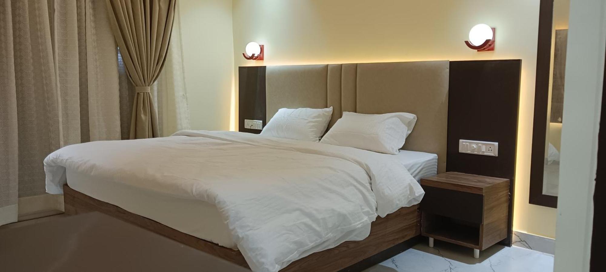 The Banaras Hotel Varanasi Exterior foto