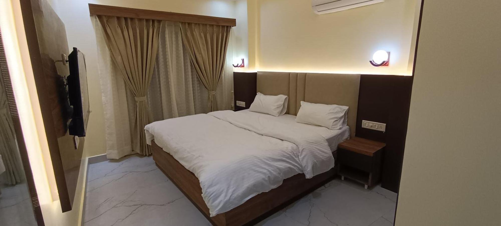 The Banaras Hotel Varanasi Exterior foto
